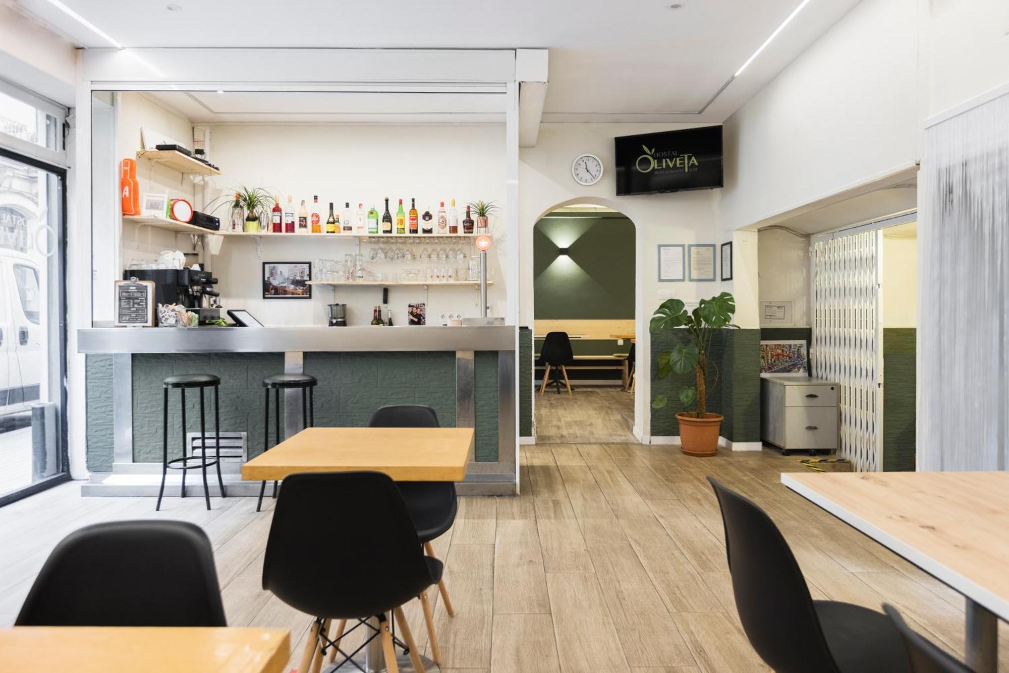 Hostal Oliveta Barcelona Ngoại thất bức ảnh